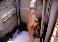  河北寧晉“污水澆麥”，中國地下水污染到底有多嚴(yán)重？