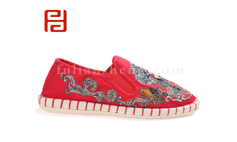 福連升中國風(fēng)老北京布鞋男繡花社會(huì)臉譜千層底軟底布鞋圖片