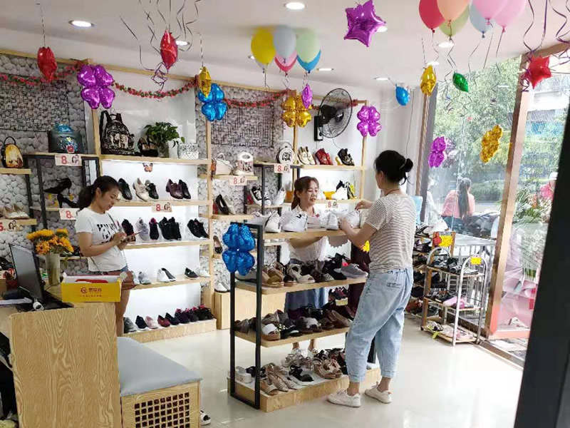 賀：福連升中年鞋四川攀枝花仁和店重裝開業(yè)！