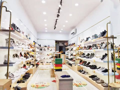賀：福連升休閑鞋品牌四川攀枝花仁和新街店正式開業(yè)！